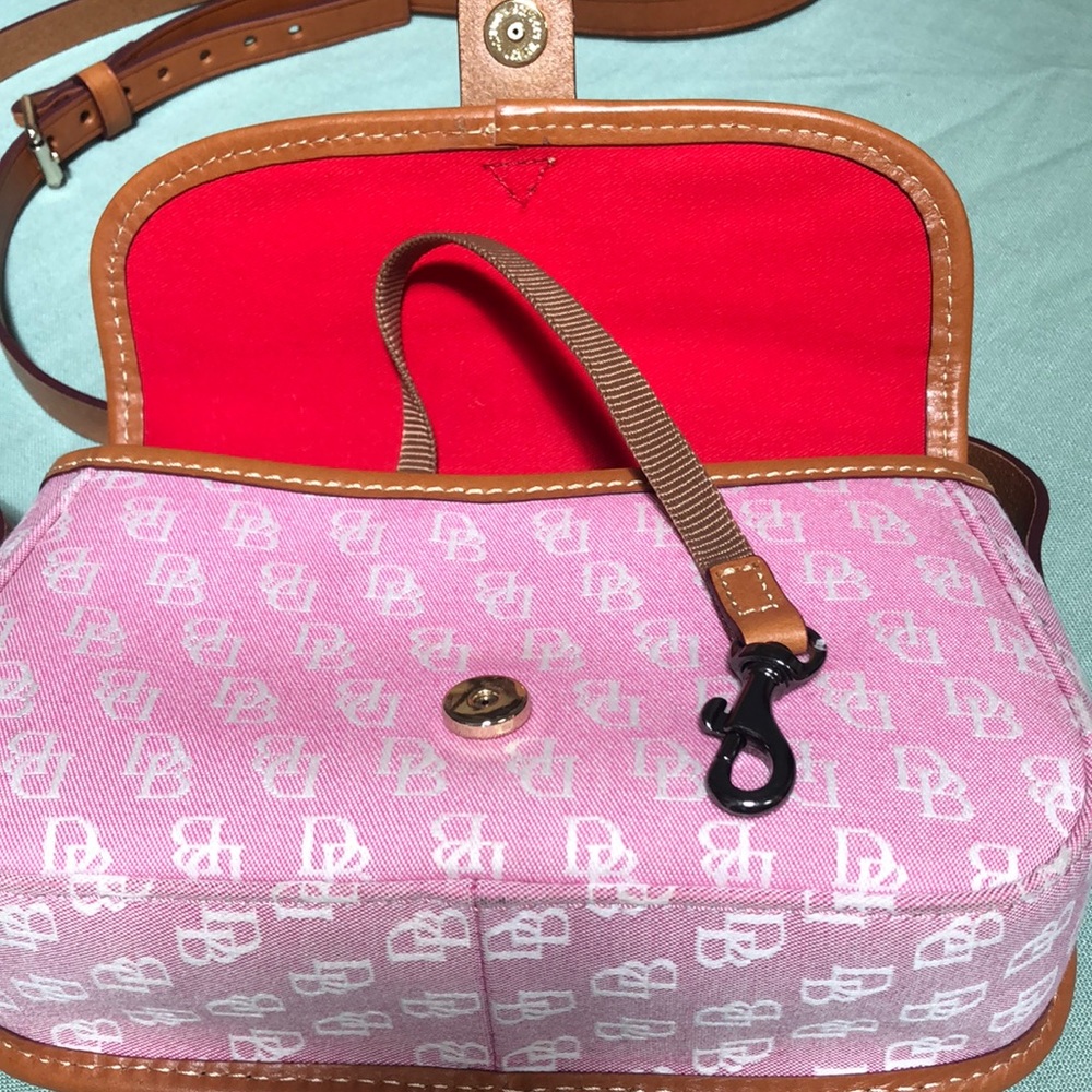 Dooney & Bourke - Picture 6 of 14